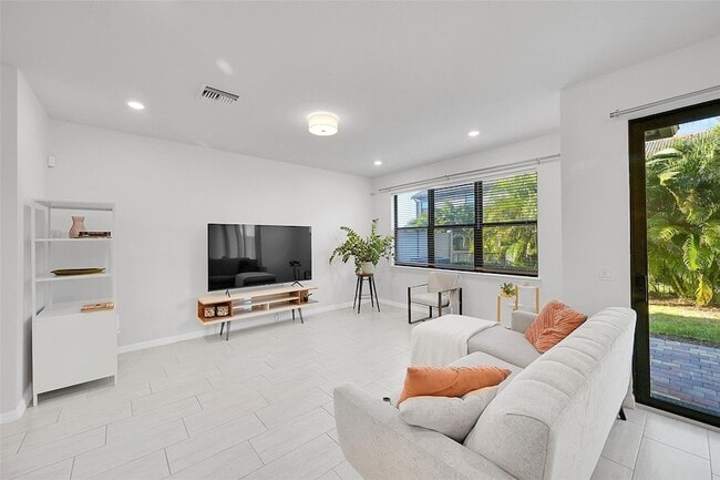 Building Photo - 8247 Cinch Way