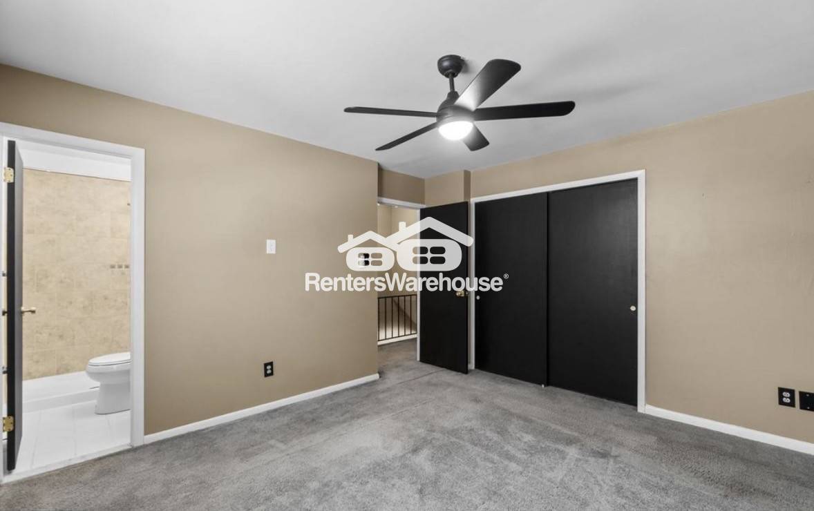 Building Photo - 241 Cedarmere Cir