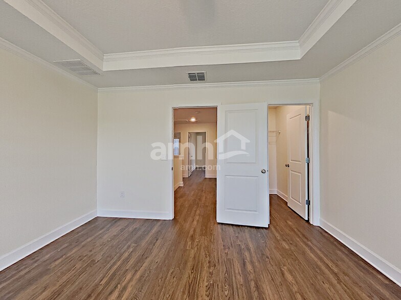 Building Photo - 4714 Reisswood Loop