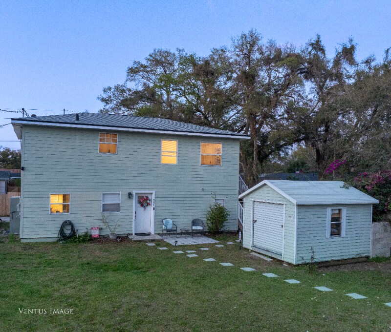 Building Photo - 541 W Hancock St