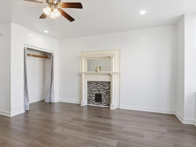 Building Photo - Charming Spacious Baltimore Rowhome