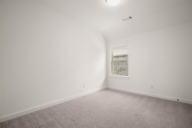 Building Photo - 8009 Copper Prairie Bend