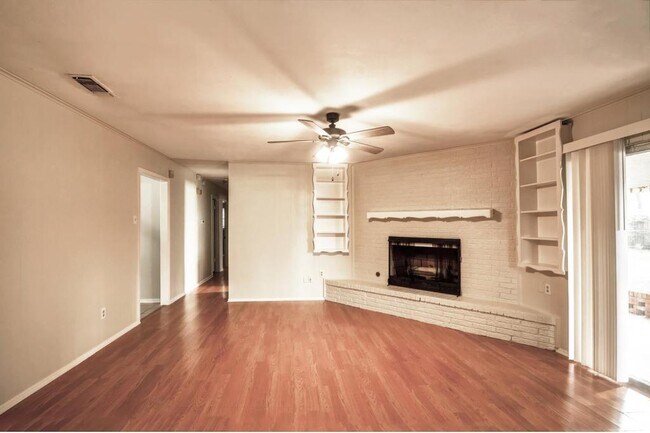 Building Photo - 7821 Natalie Dr