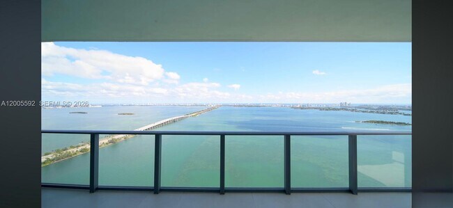 Building Photo - 3131 NE 7th Ave