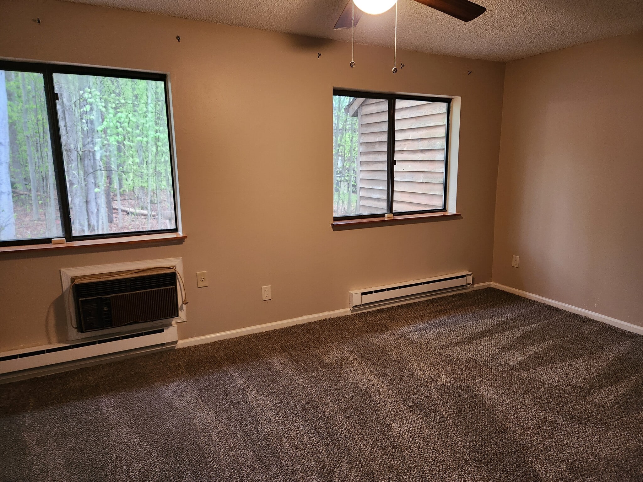 Building Photo - 59 Meadowlark Ln
