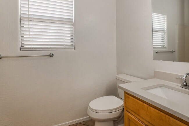 Building Photo - 13006 W Aster Dr