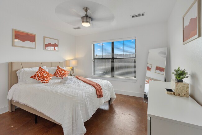 Downstairs Bedroom - 3412 St Emanuel St