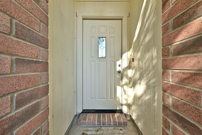 Building Photo - 4608 Castleman Dr