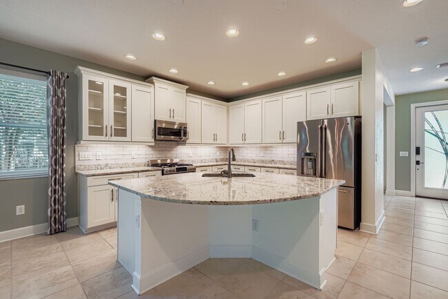 Building Photo - This property leaves nothing behind
