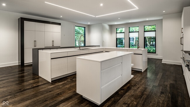 Building Photo - 11091 Crooked Stick Ln