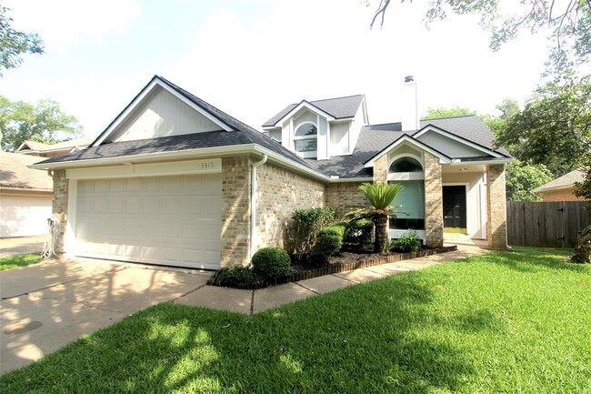 Building Photo - 3515 Woodmere Ln