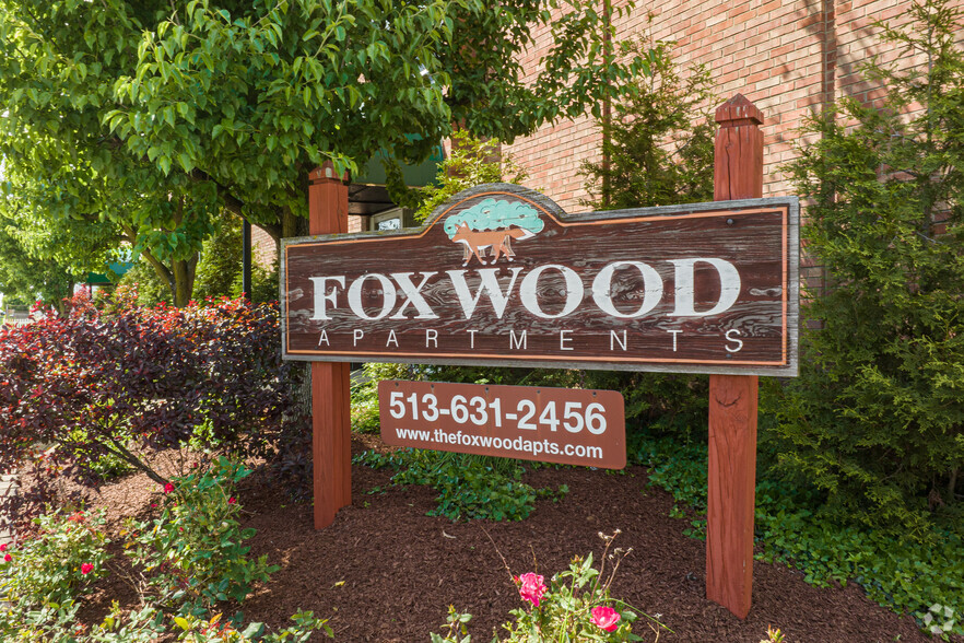 Building Photo - Foxwood Apartments