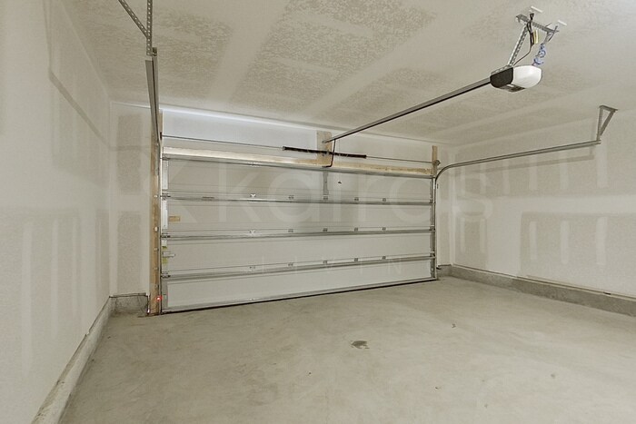 Building Photo - 409 Monarch Ln
