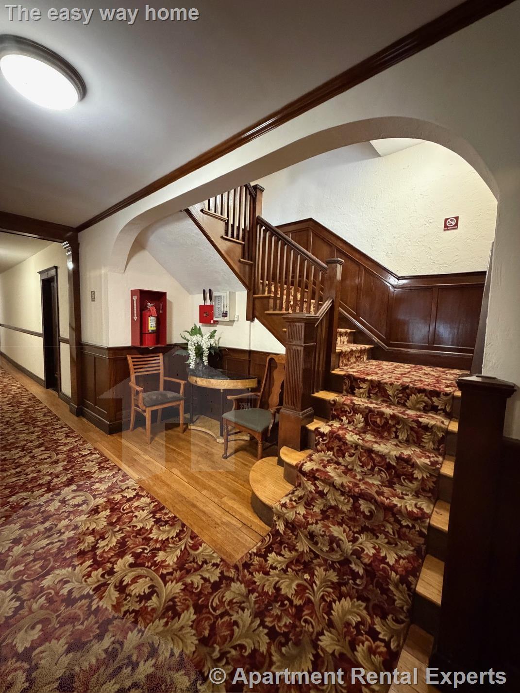 Building Photo - 15 Ives St