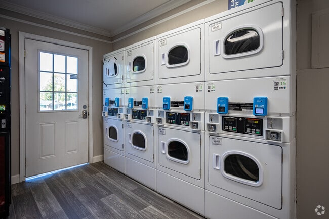 Interior Photo - Bridgewater Retreat