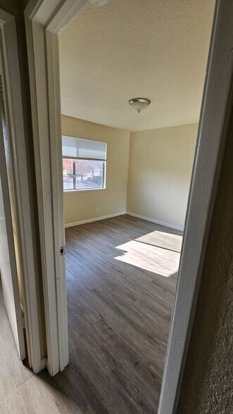 Building Photo - 5276 Balhan Ct