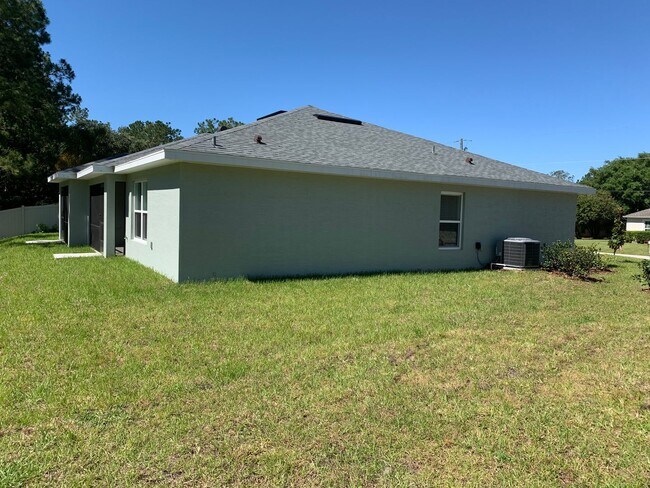 Building Photo - 124 Plain View Drive