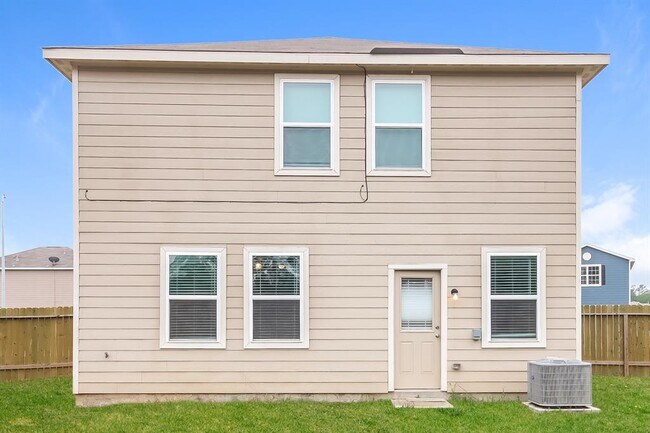 Building Photo - 24099 Wilde Dr
