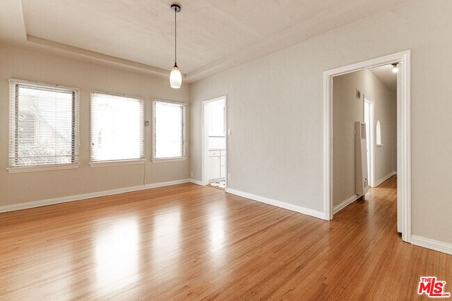 Building Photo - 6101 Alcott St