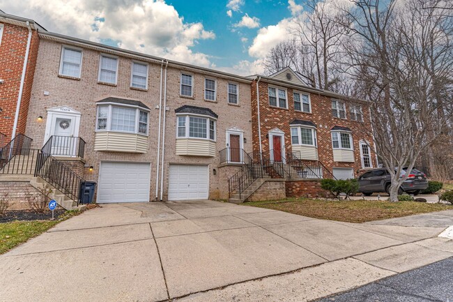 Building Photo - Charming 3 Bedroom Home in Prime Clinton L...
