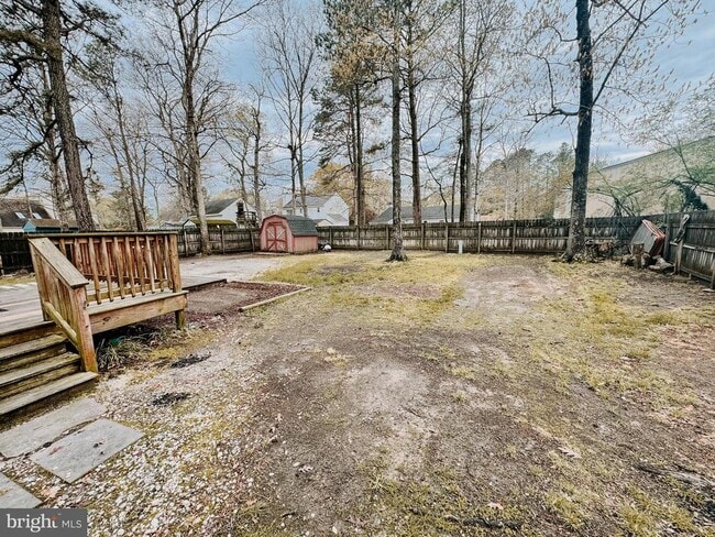 Building Photo - 6 Courtside Ln