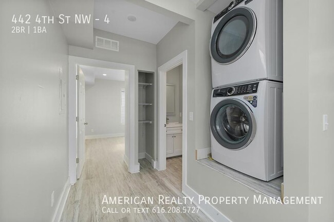Building Photo - 442 4th St NW