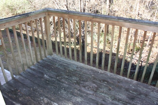 Building Photo - 2939 Stonecrest Ln