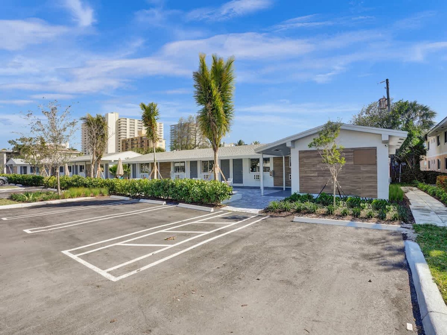 Building Photo - 3204 NE 9th St