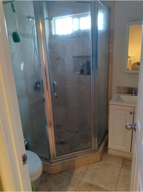 Tiled Shower - 5141 Biloxi Ave