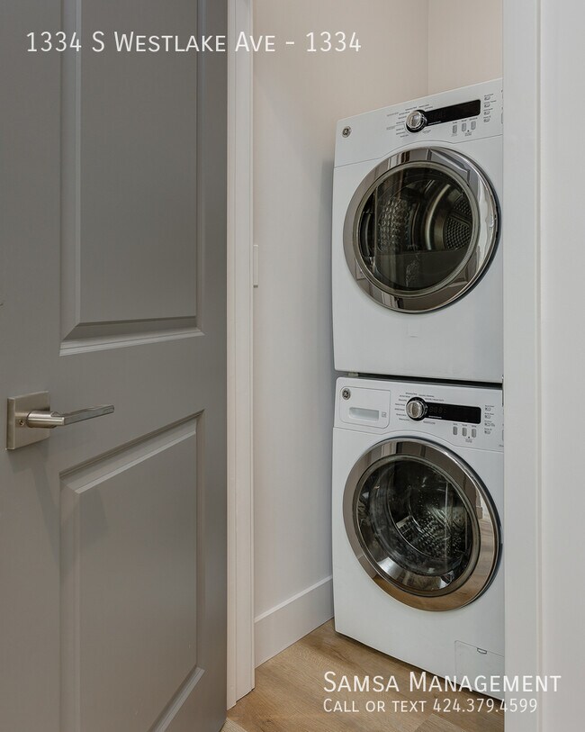 Building Photo - 1334 S Westlake Ave