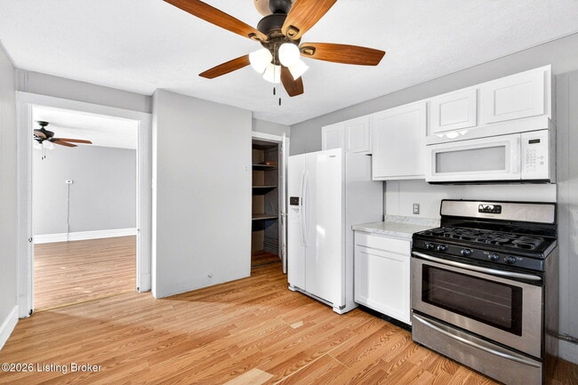 Building Photo - 1039 Mulberry St