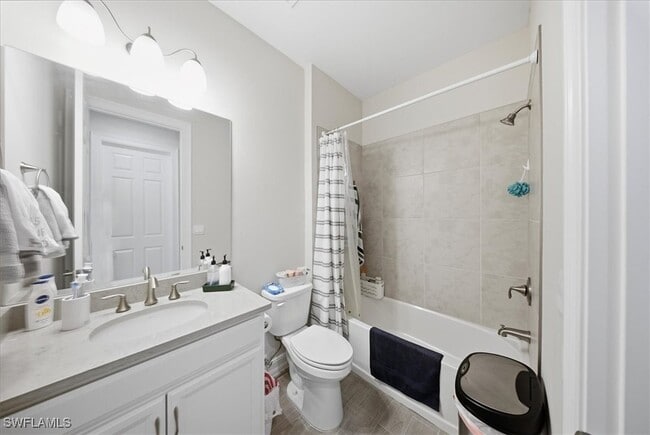 Building Photo - 1074 Enbrook Lp