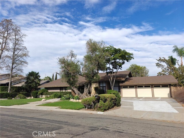 Building Photo - 9652 Brynmar Dr