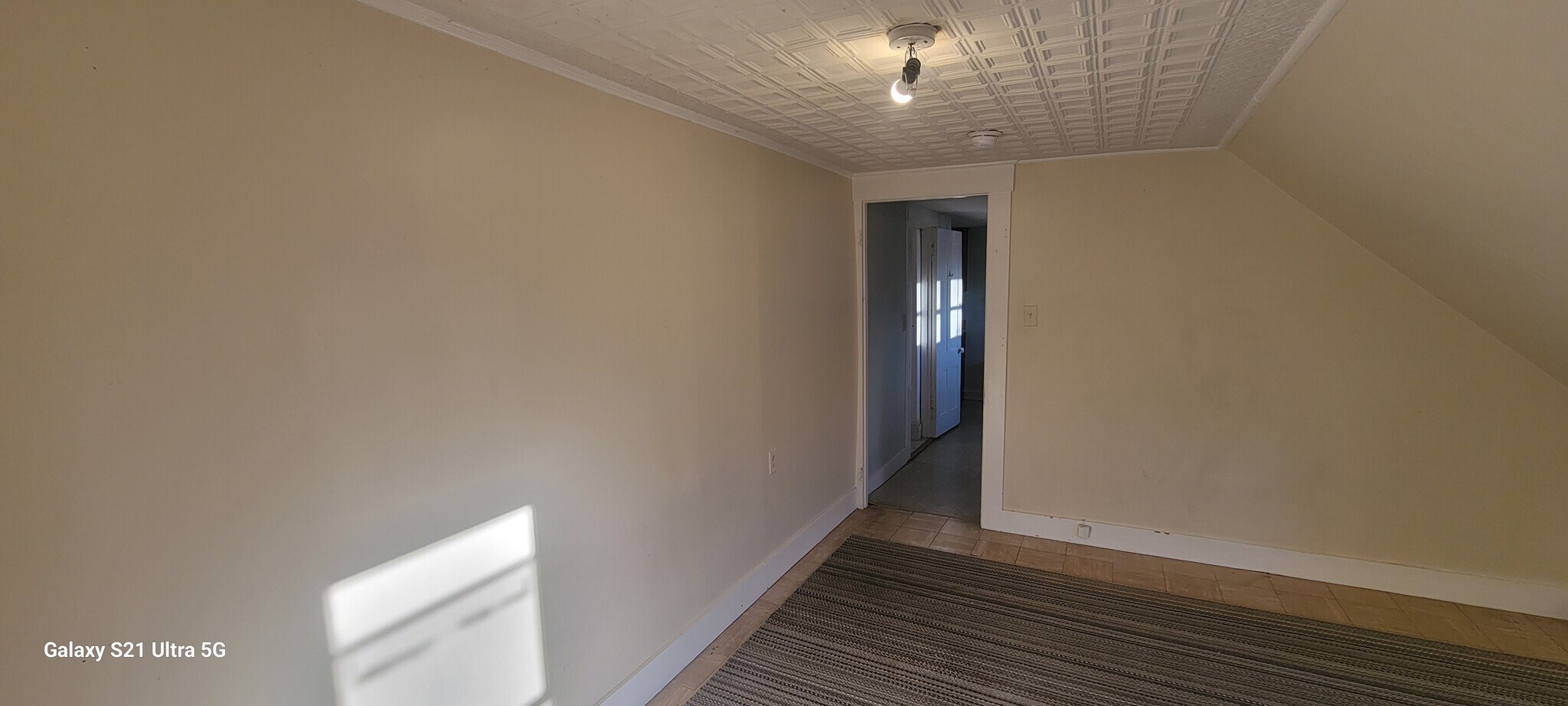 Building Photo - 93 Baldwin St