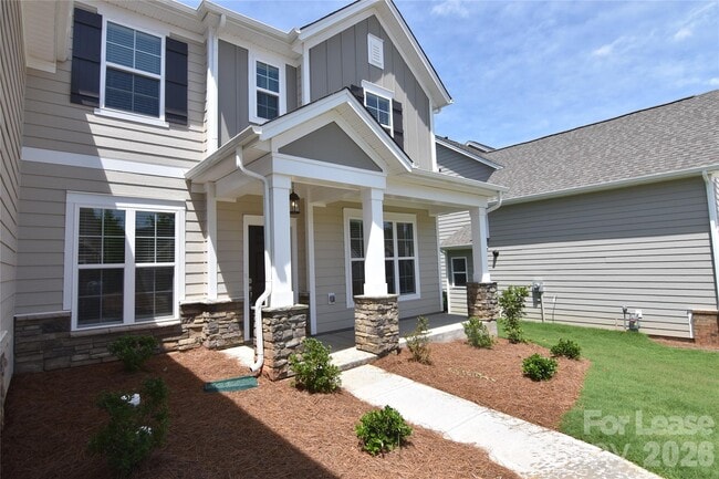 Building Photo - 1133 Overlake Dr