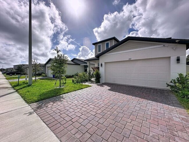 Building Photo - Wonderful like new and pet friendly home in Winter Haven