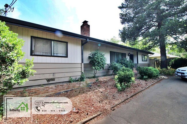 Building Photo - 4548 Pensacola St