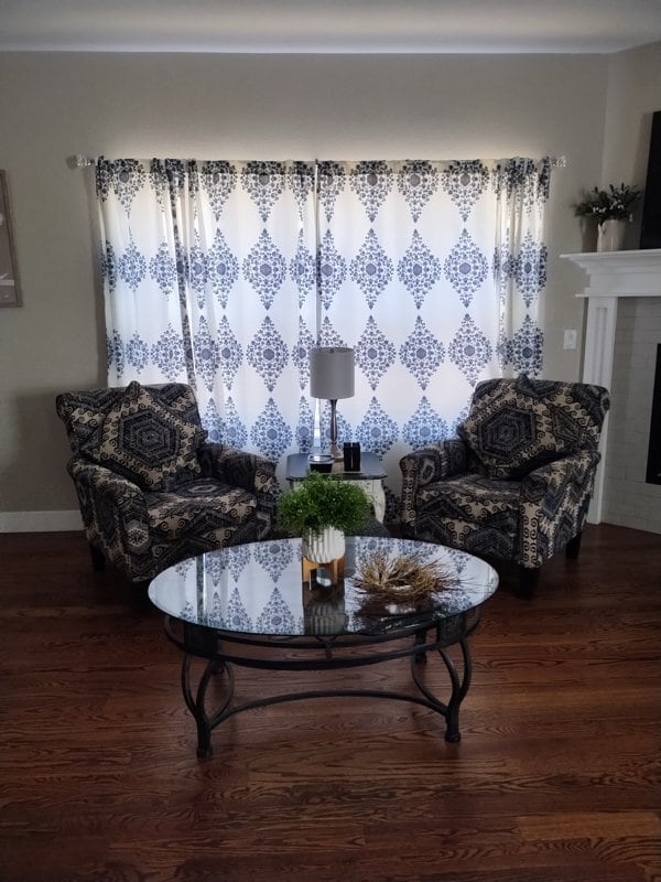 Building Photo - 208 Custer Ave