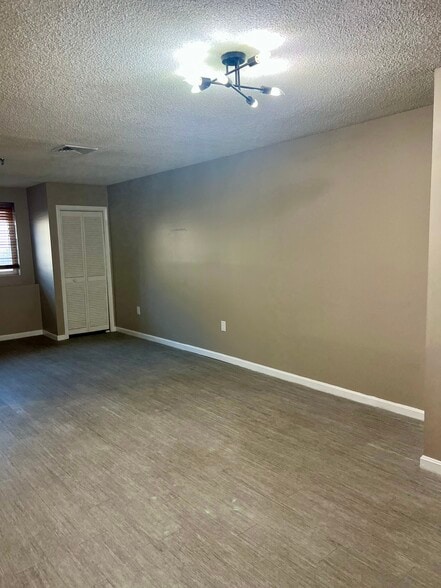 Building Photo - 35 Prospect St