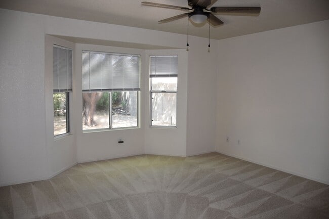 Building Photo - Great House Located in Winterhaven