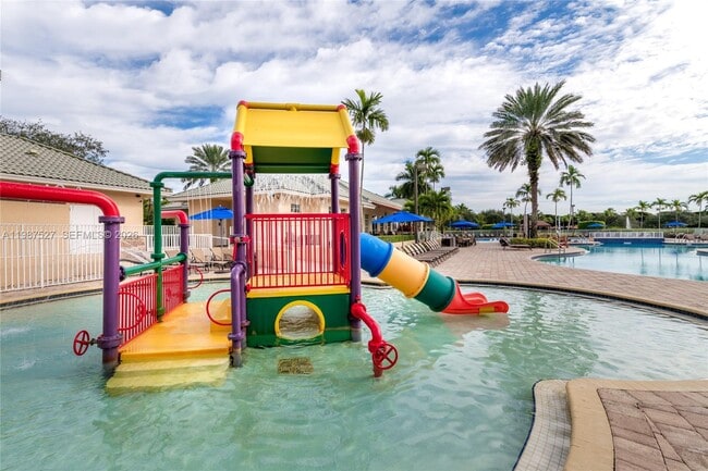 Building Photo - 1392 Canary Island Dr