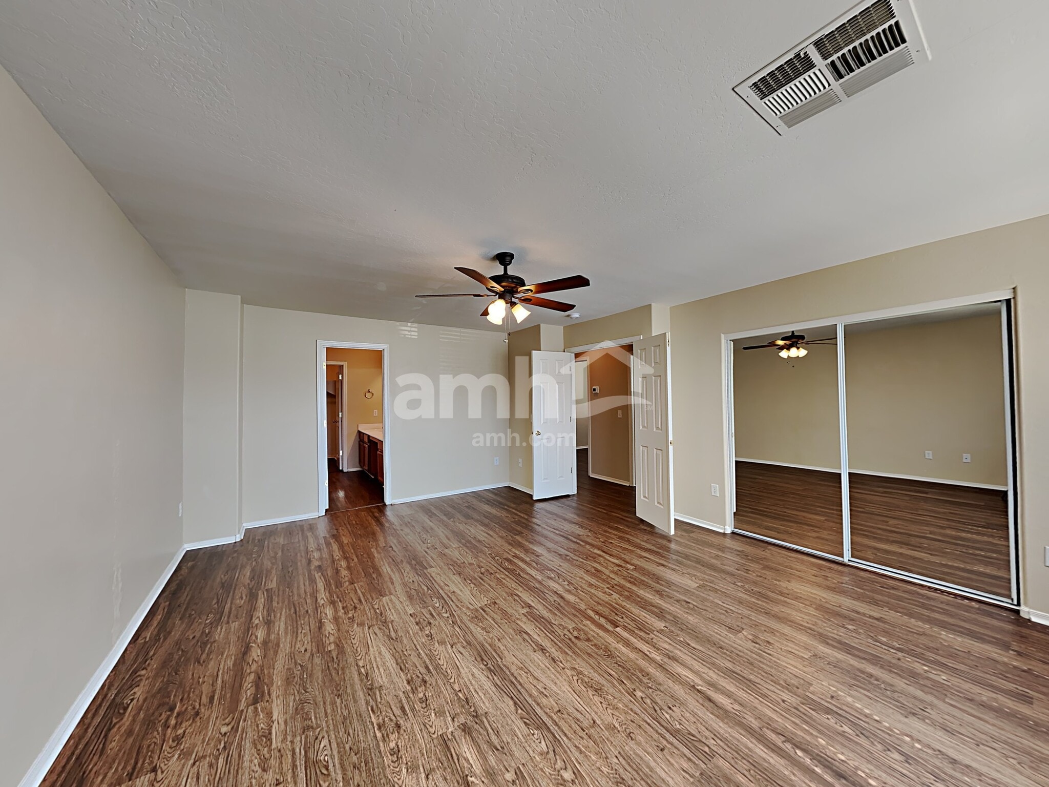 Building Photo - 13440 W Rhine Ln