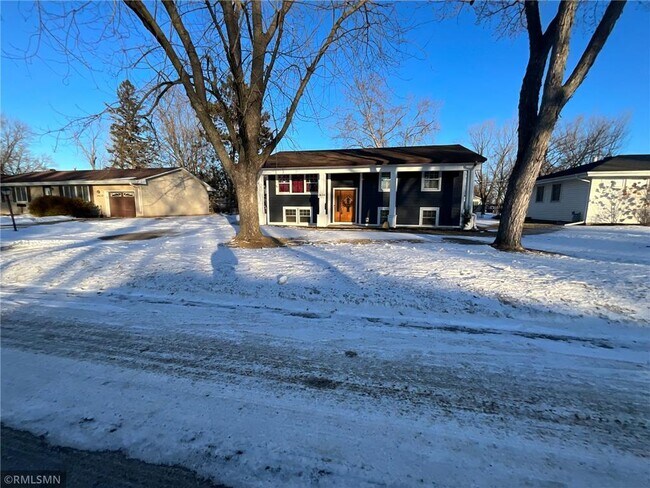 Building Photo - 1436 Selby Ave