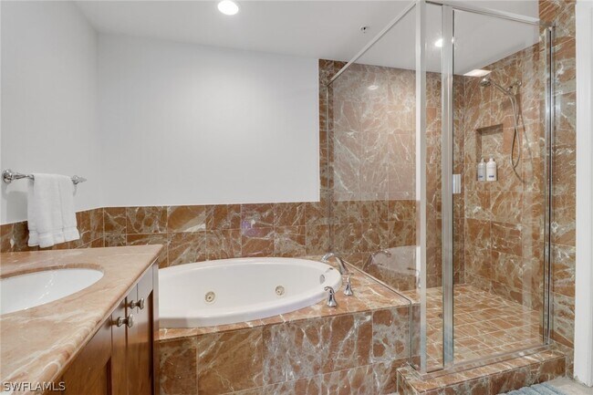 Building Photo - 985 Sandpiper St