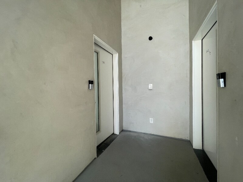 Building Photo - 140 N Carondelet St