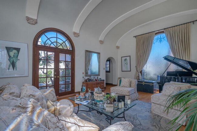 Light filled living room - 609 S Highland Ave