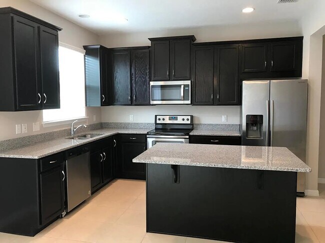 Building Photo - 3544 Brighton Park Cir