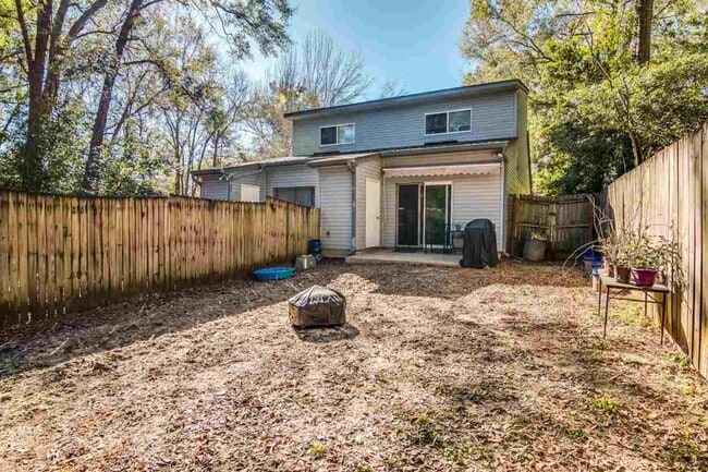 Building Photo - 1816 Seay Ct