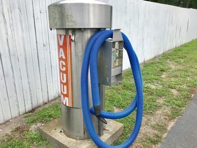 Building Photo - Spacious 2brm 1.5ba townhome Condo in The Villas off Conway Rd.