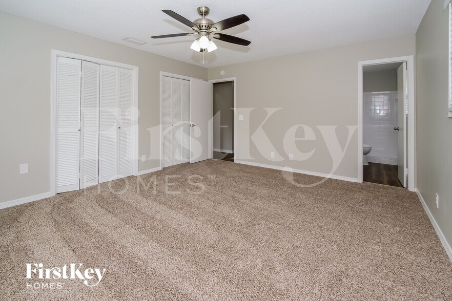 Building Photo - 156 Foxridge Rd